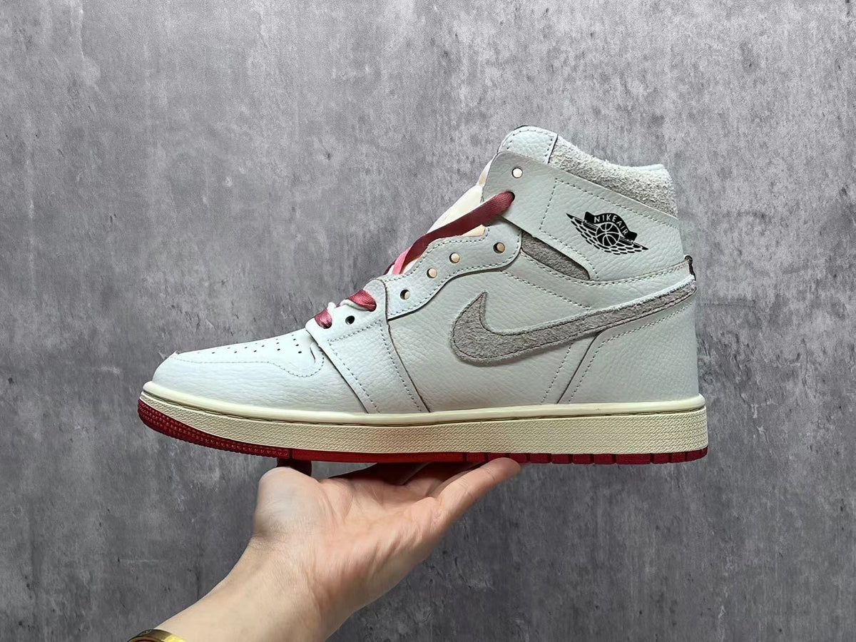 Air Jordan 1 Retro Low OG - Phantom/Pine Green