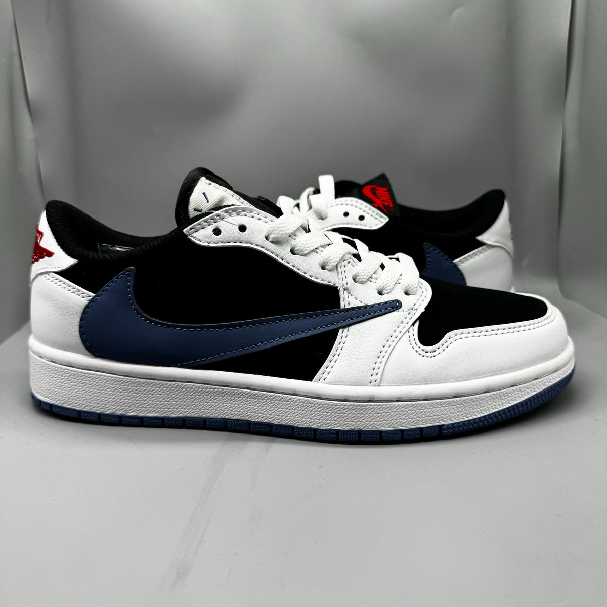 Travis Scott x Air Jordan 1 Retro Low OG SP Lightning Unisex Sneakers