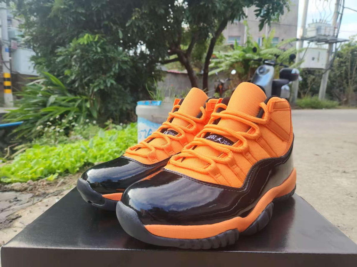 Air Jordan 11 Retro Orange-Red/Black Sneakers