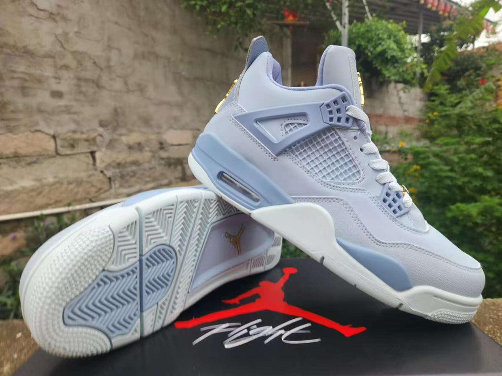 Air Jordan 4 Retro 'Comic' – Off White / Fire Pink / Anthracite