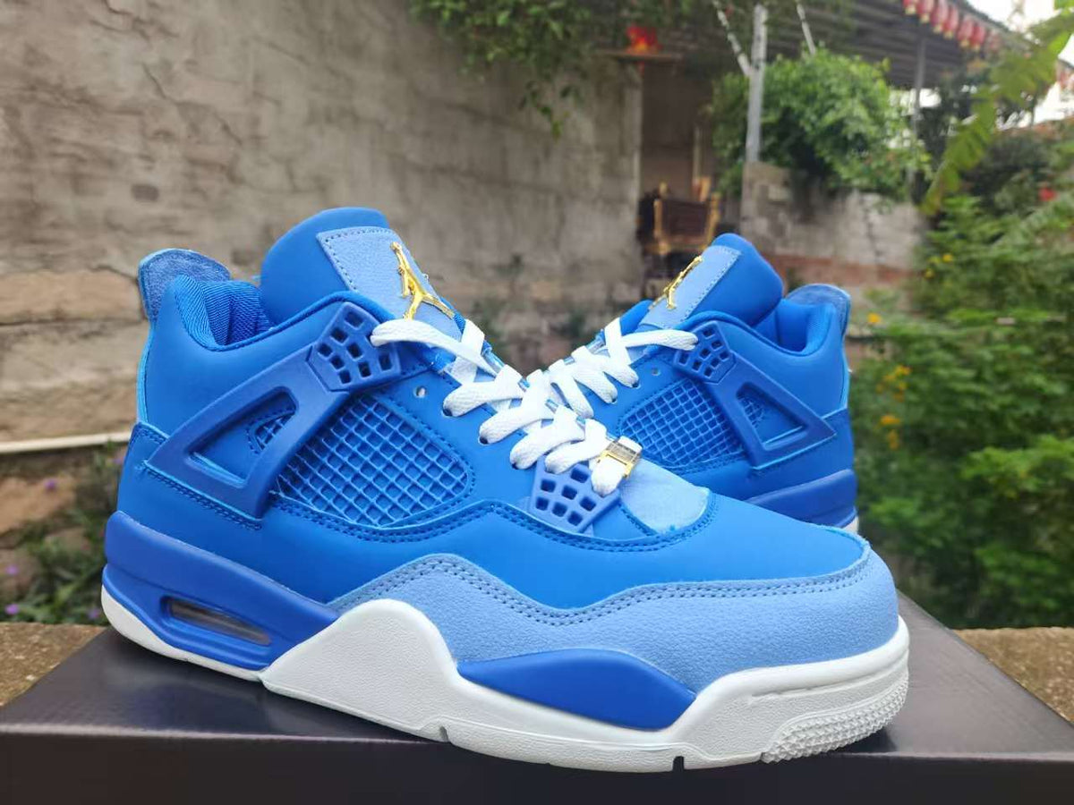 Air Jordan 4 Retro 'UNC' – University of North Carolina Tribute (2021)