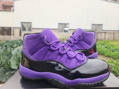 Air Jordan 11 Retro Black/Purple Sneakers