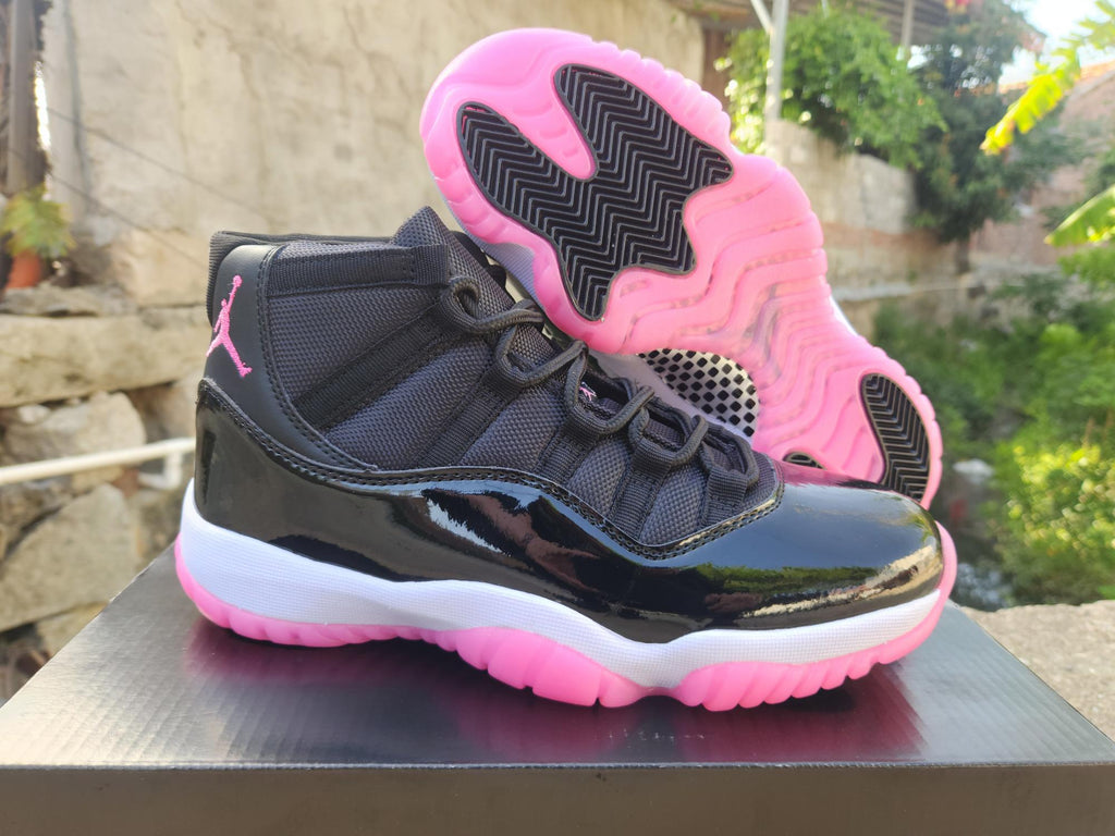 Air Jordan 11 Retro Black/Rose Red Sneakers