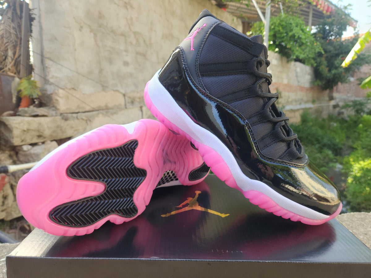 Air Jordan 11 Retro Black/Rose Red Sneakers