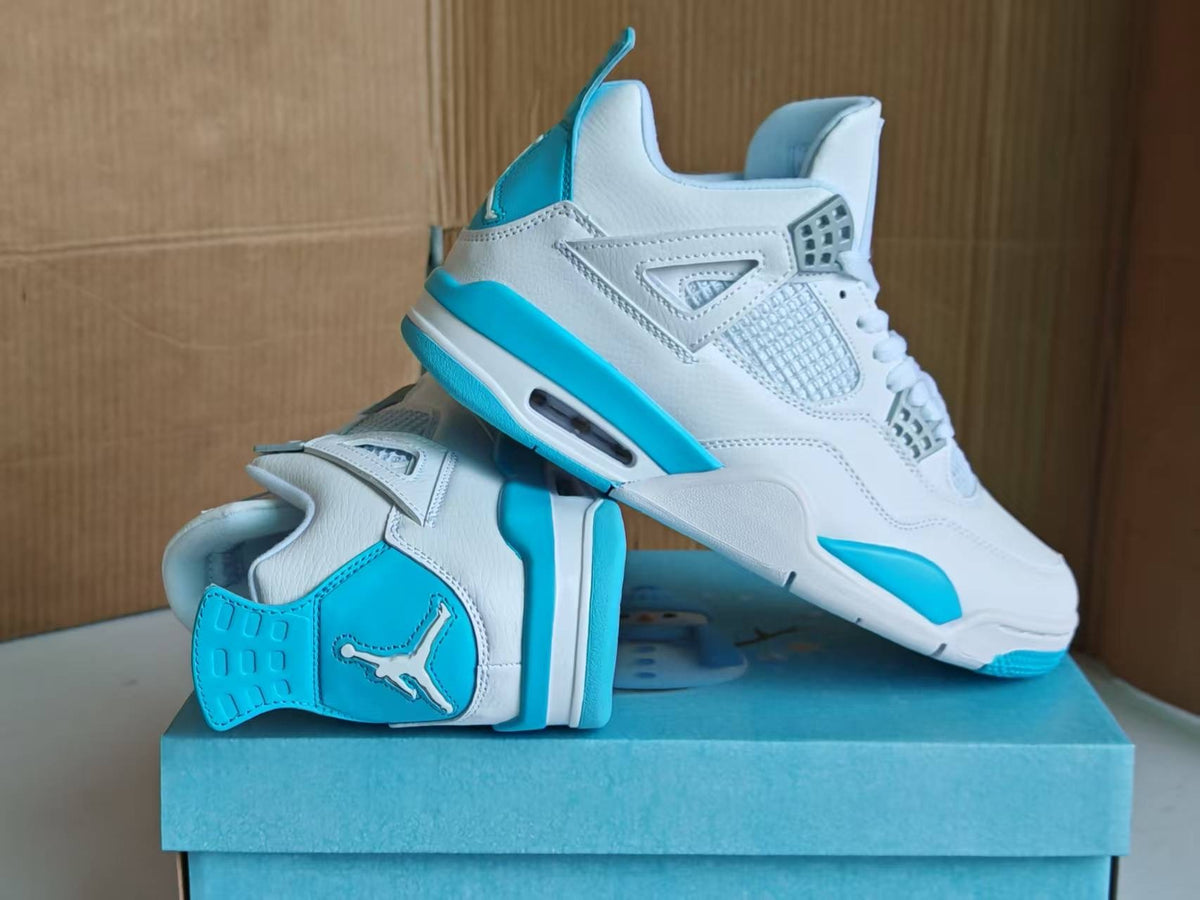 Air Jordan 4 OG 'Military Blue' 2024 – Faithful to the 1989 Original