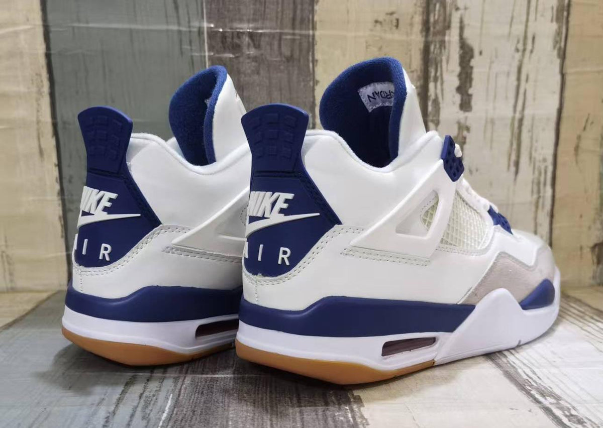Air Jordan 4 Retro 'Military Blue' 2024 – Grade School (GS)