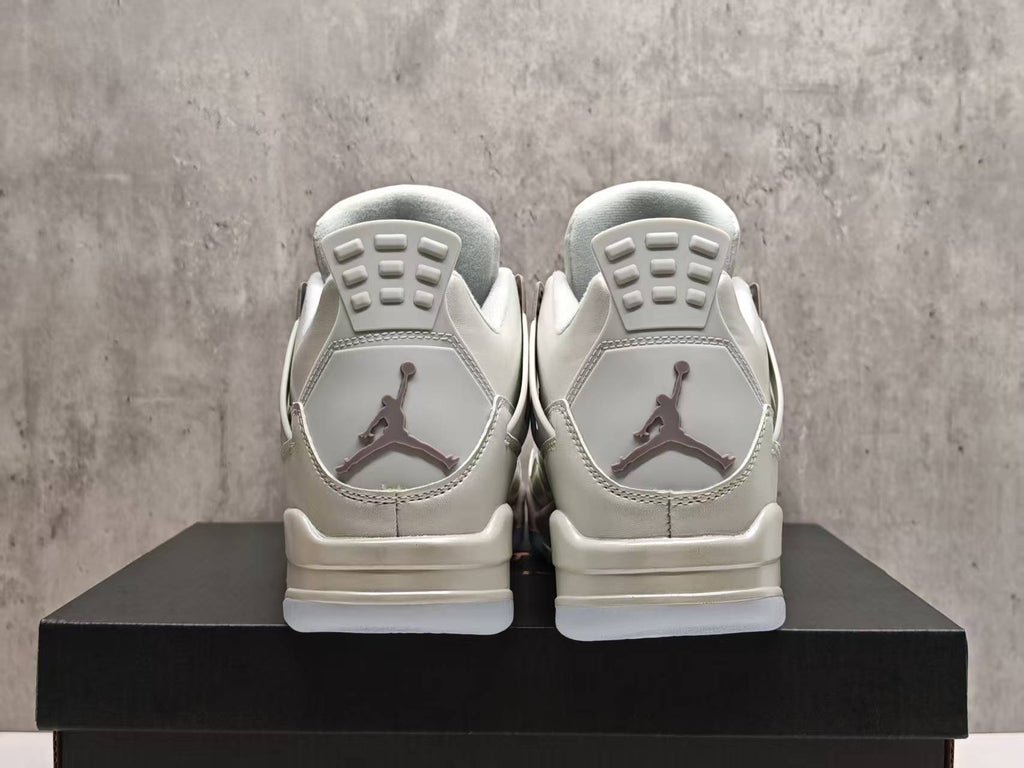Air Jordan 4 Retro 'Cool Grey' 2019 – Chrome & Nubuck Collector's Edition