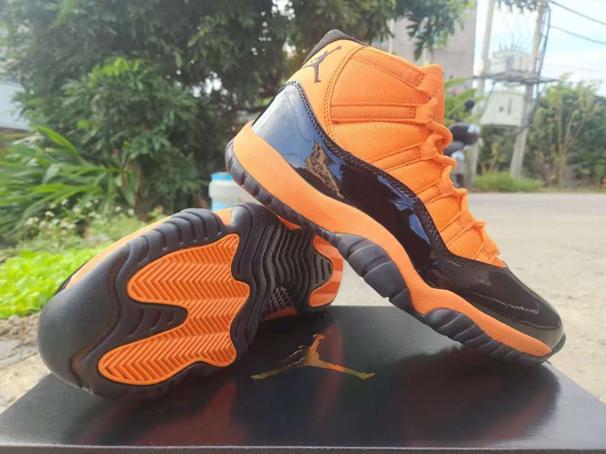 Air Jordan 11 Retro Orange-Red/Black Sneakers