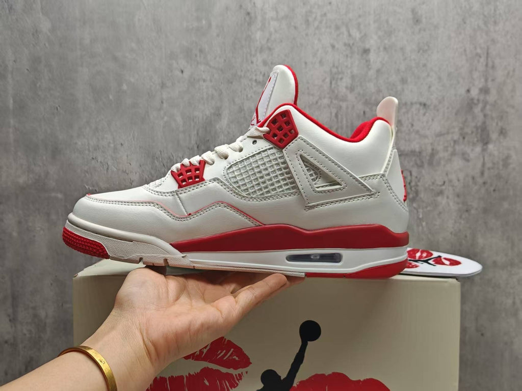 Air Jordan 4 Retro OG 'Valentine’s Day' – Women's Sierra Red (2026)